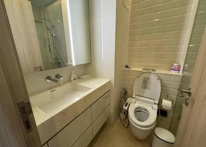 S42 Wyndham Garden Sukhumvit Bts Ekkamai Gym Swim Bangkok
