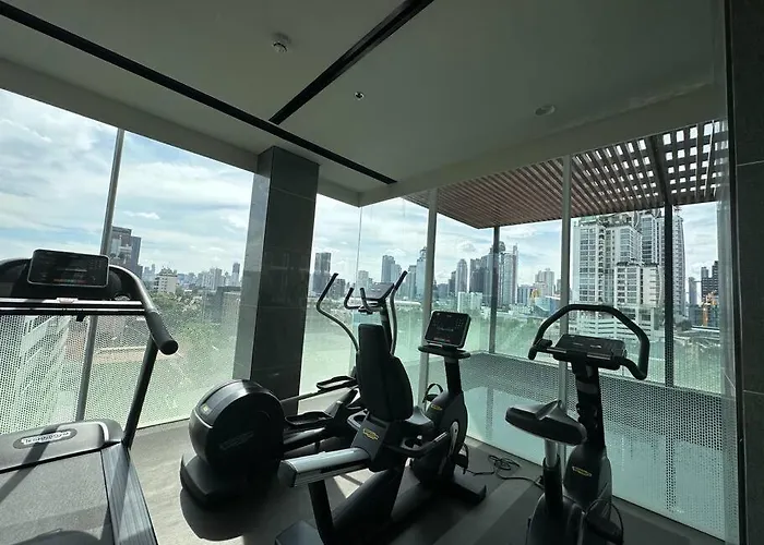S42 Wyndham Garden Sukhumvit Bts Ekkamai Gym Swim Bangkok