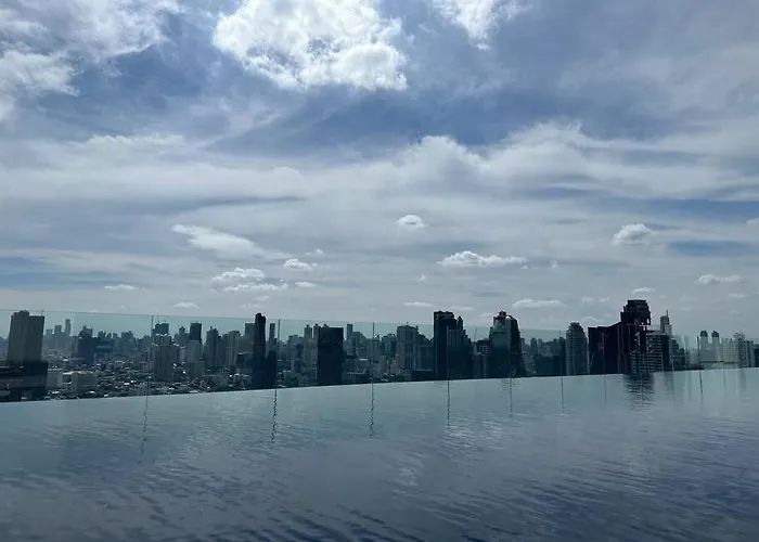 S42 Wyndham Garden Sukhumvit Bts Ekkamai Gym Swim Bangkok