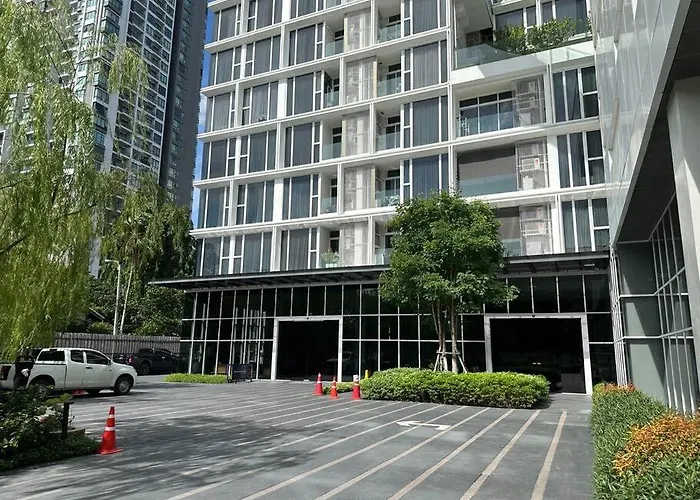 S42 Wyndham Garden Sukhumvit Bts Ekkamai Gym Swim Bangkok