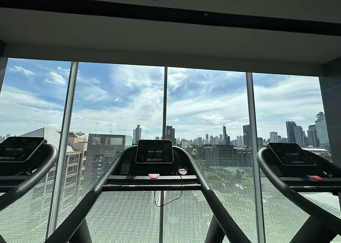 S42 Wyndham Garden Sukhumvit Bts Ekkamai Gym Swim *